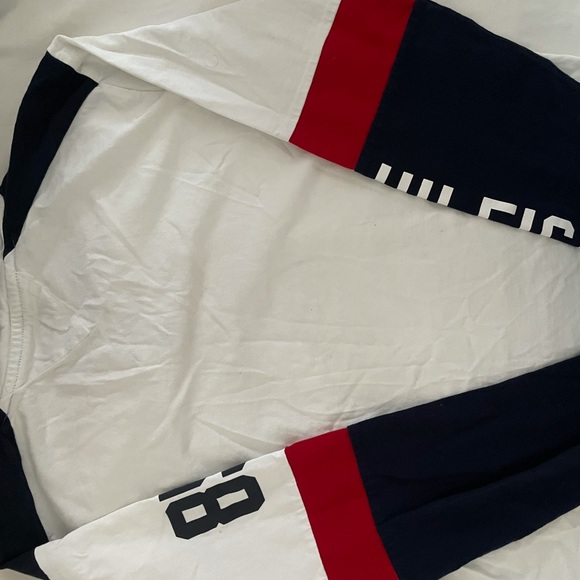 Tommy Hilfiger white v neck long sleeve - Picture 3 of 3